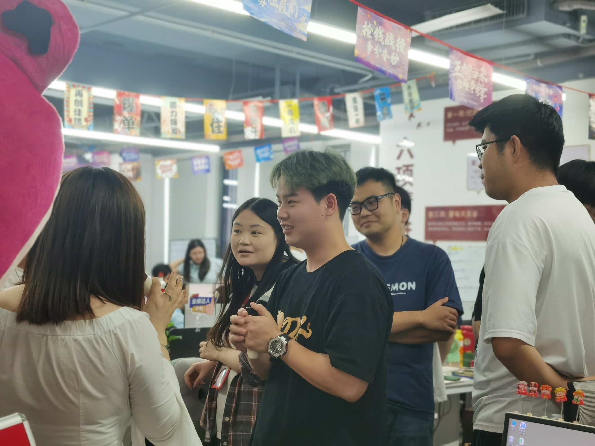 ccd7ae28464aed1bbc711f474802d868_.jpg